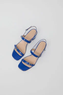 Julia in Azul^No.6 Store Outlet