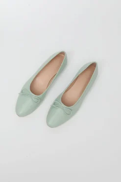 Kelli in Sage^No.6 Store Best