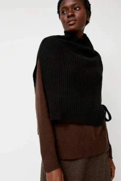 Neck Warmer in Black^No.6 Store Best