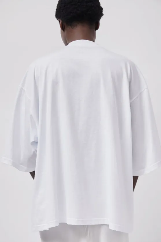 Oversized T-Shirt with Sequins in White^No.6 Store Hot