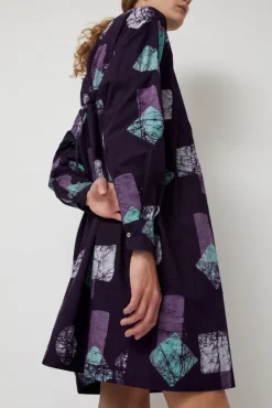 Press Dress in Location^No.6 Store Fashion